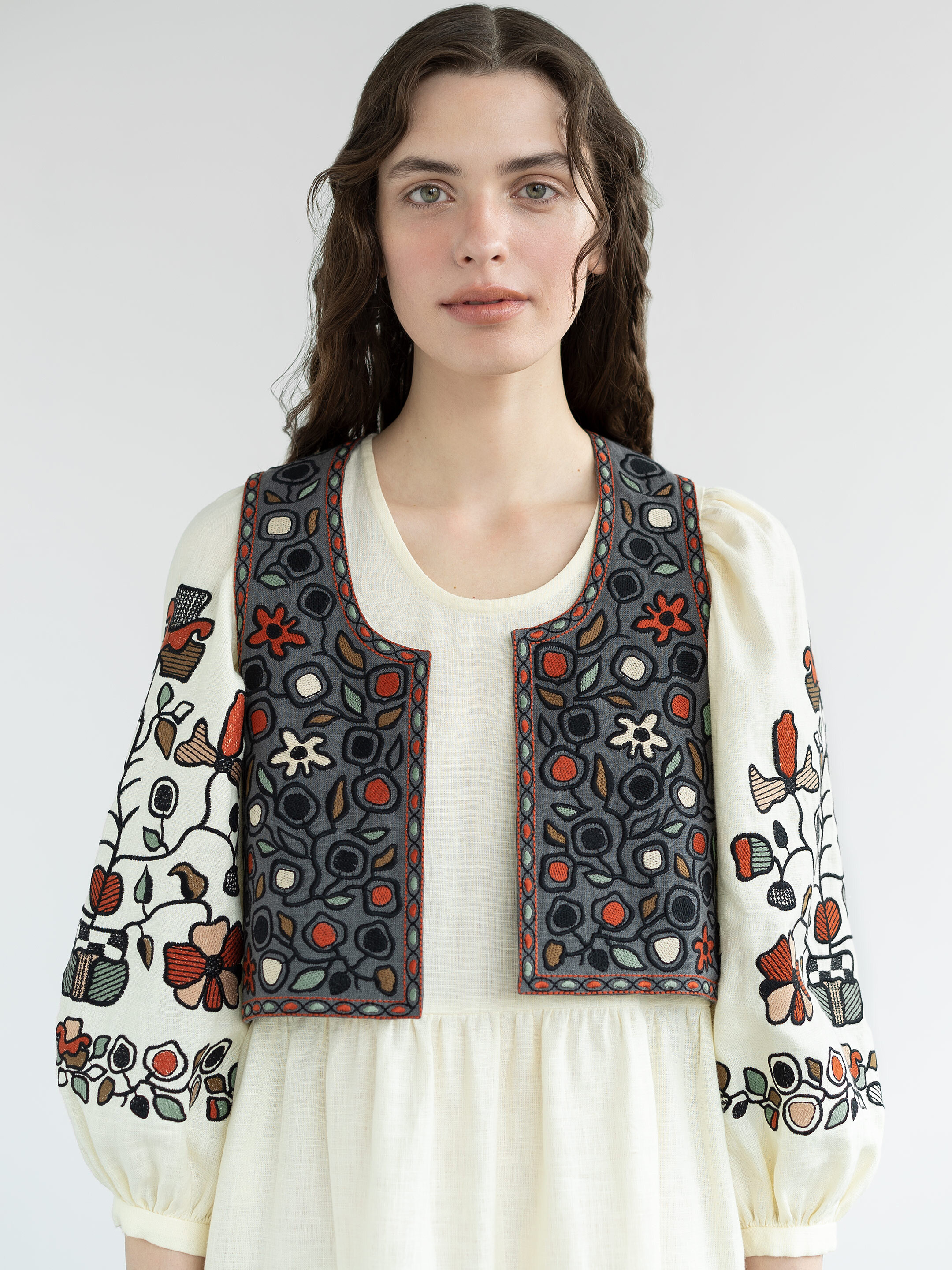 Лляна сукня з вишивкою «Zadorozhniy Dress» придбати