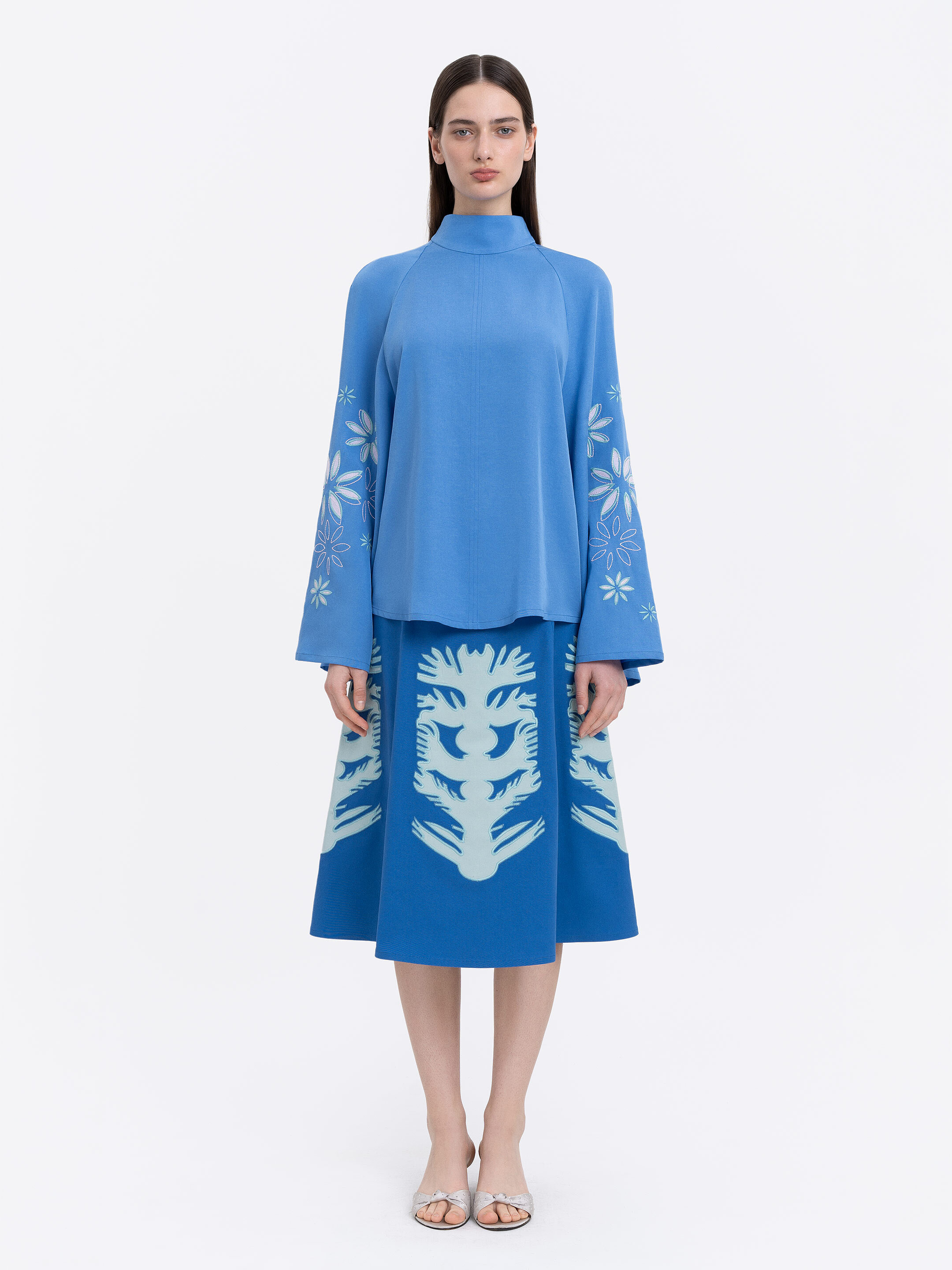 Легка сорочка синього кольору «Волошка» обрати